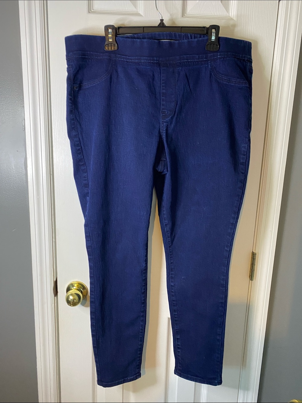 Old Navy Deep Blue Stretch Jeans Elastic Waist Size 18.